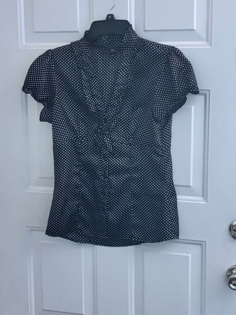 Iz Byer Black Polka Dot Short Sleeve Button-Down Blouse
